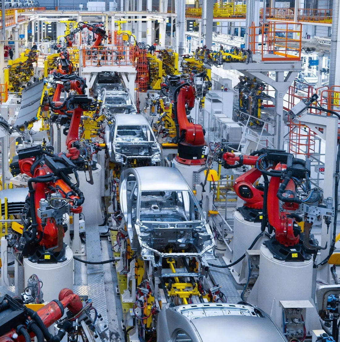Industri Otomotif Berkelanjutan dan Teknologi Terbarukan