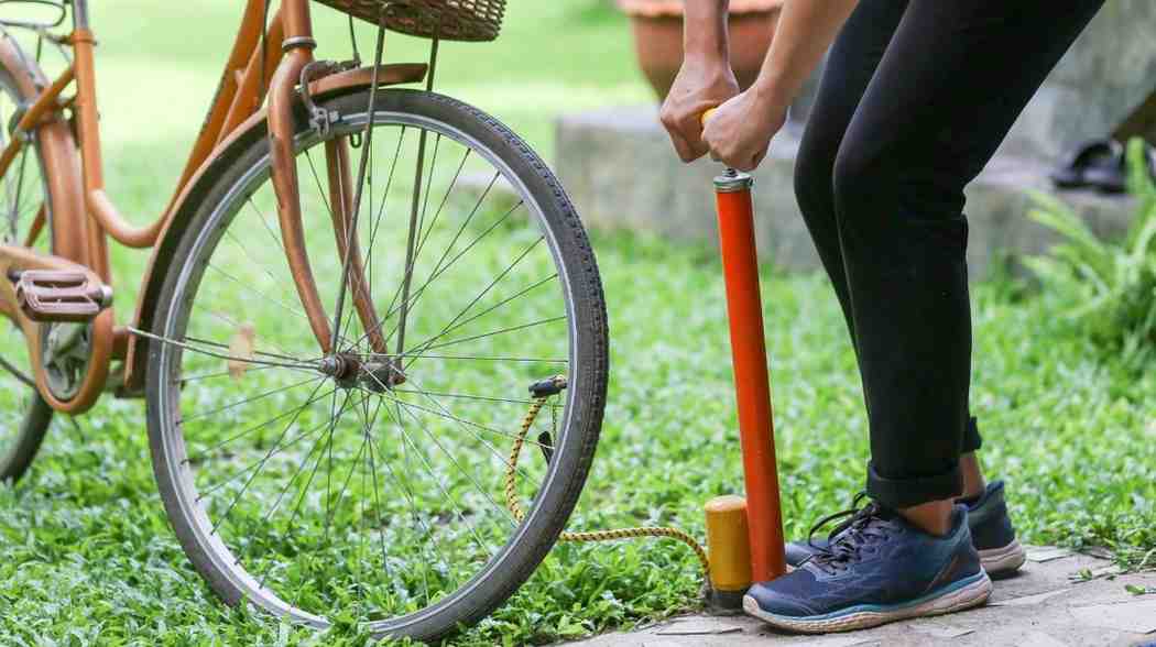 Cara Menggunakan Pompa Sepeda 
