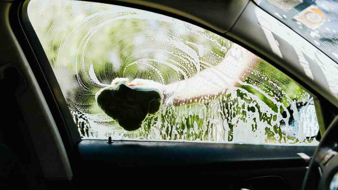 Cara Merawat Kaca Mobil