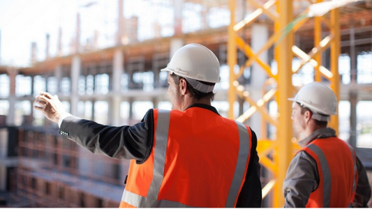 Peran Penting Rompi Safety K3 dalam Standar Keselamatan Kerja