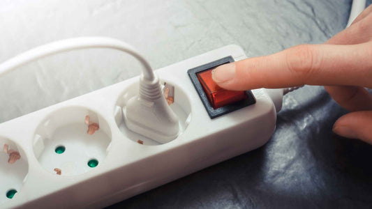 Saklar Lampu Stop Kontak